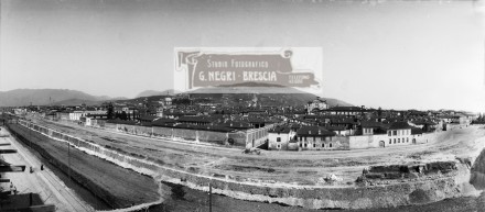 Panoramica Brescia dopo abbattimento mura venete - inizio 900